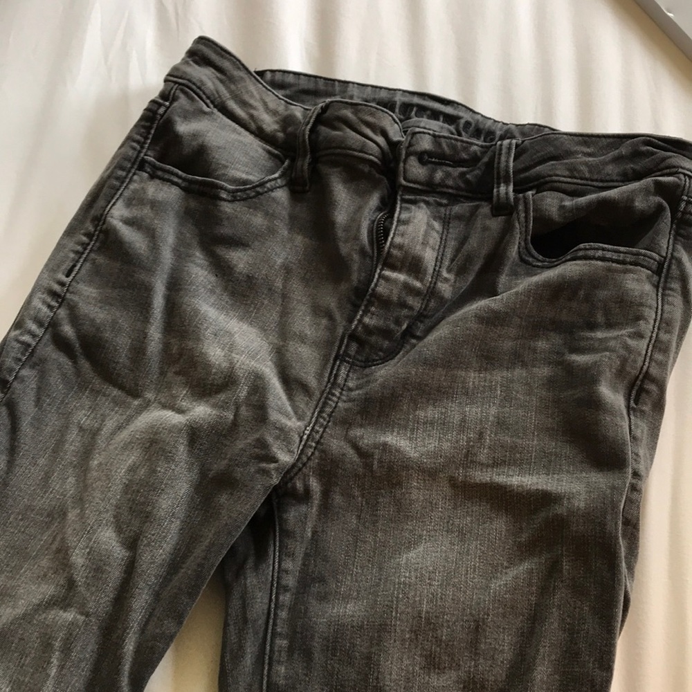 american eagle charcoal distressed skinny jeans